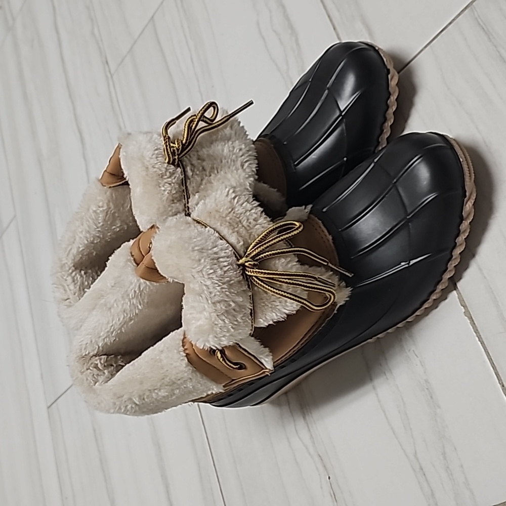 Fuzzy Duck Boots